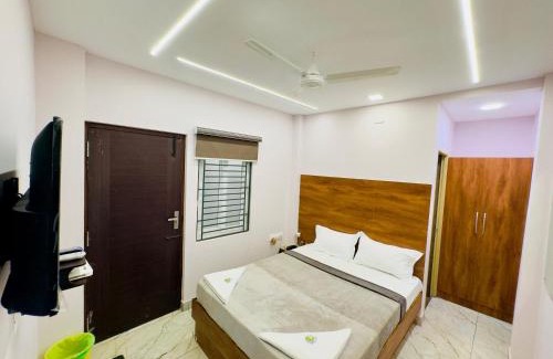 Central Chennai Hotel | GREENS INN near Madras High Court and Harbour Chennai Port