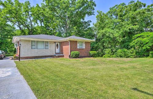 Greensboro House | Greensboro Home Less Than 4 Mi to Downtown!
