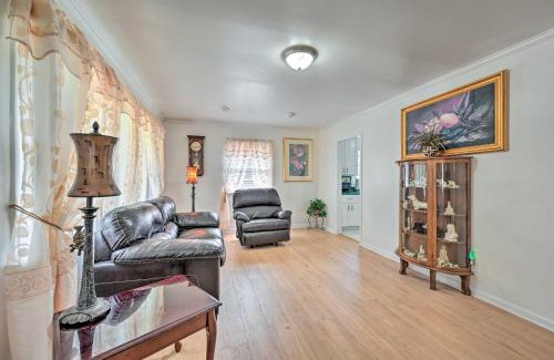 Greensboro House | Greensboro Home Less Than 4 Mi to Downtown!