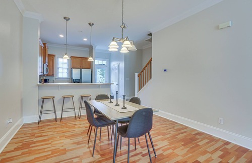 Downtown Greensboro House | Greensboro Townhome w/Fire Pit < 1 Mi to Downtown
