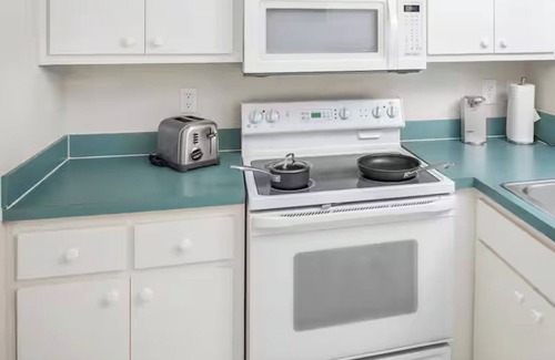 Berkeley Condo | Greensprings Vacation Resort 2br suite, Sunday check-in