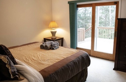 Greentown House | Greenstone Cottage ~ Home away from home!