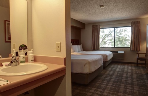 Northeast Heights Hotel | GreenTree Inn Albuquerque