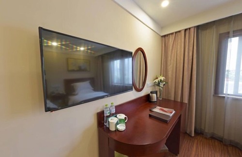 Xinbei Hotel | GreenTree Inn Changzhou Dinosaur Park Global Harbor Express Hotel