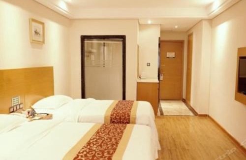 Hepu County Hotel | GreenTree Inn GuangXi HePu HuanzhuSouthRd.Transit Center Express Hotel