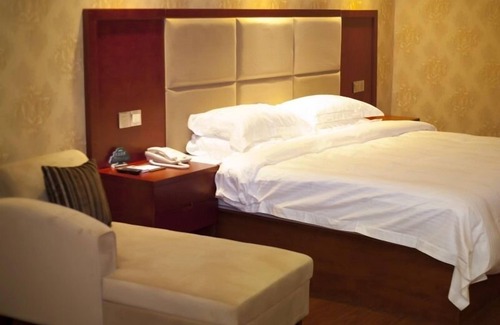 Long Hua Hotel | GreenTree Inn HaiKou Longhua District JinNiu Road Hotel