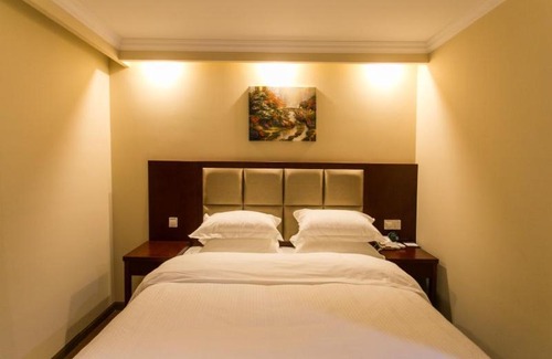 Suzhou Old Town Hotel | GreenTree Inn JiangSu Guanqian Street Leqiao Metro Station Shell Hotel