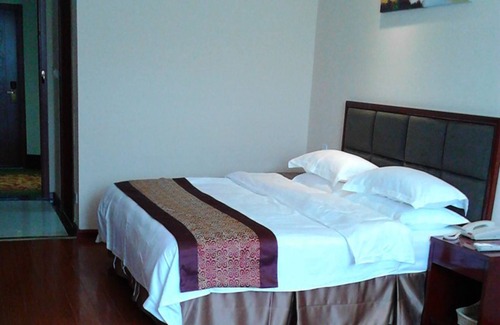Lu'an Hotel | GreenTree Inn LiuAn HuoQiu County JianXing Road Express Hotel
