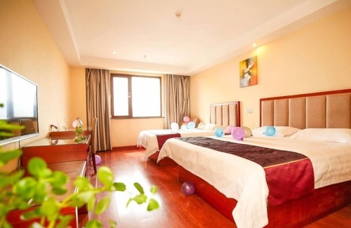 Huangdao Hotel | GreenTree Inn Qingdao Wuyishan Road JUSCO Shopping Mall Hotel