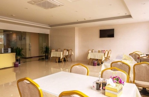 Tianzhuangxiang Hotel | GreenTree Inn Wuxi Jiangyin Huashi Avenue Huaxi Village Hotel