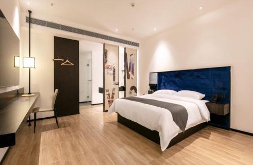 Yuzhou District Hotel | GreenTree Inn Yulin Hongjin Markey Yide