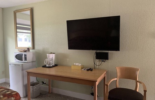 Greenwood Hotel | Greenview Motel and RV Park