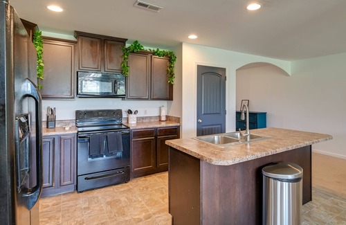Welcome House | Greenville Getaway w/ Yard & Screened Porch!