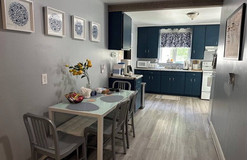 Greenville House | Greenville Getaway w/HOT TUB & GAME ROOM