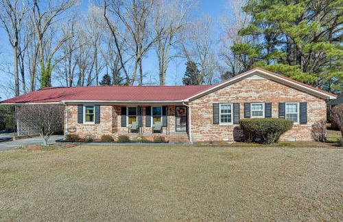 Greenville House | Greenville Home 2 Mi to Downtown!