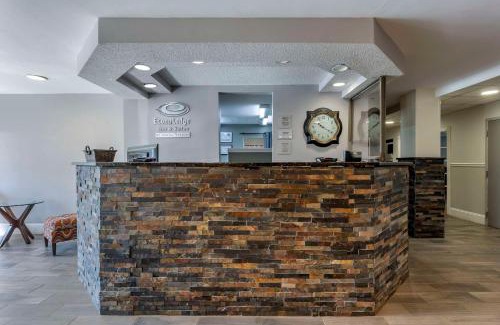Greenville - Spartanburg Hotel | Greenville Pelham Inn by IHG