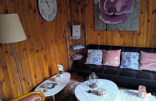 Saint-Hernin Cottage | Greenway cottage no. 7 at the foot of the hiking trail