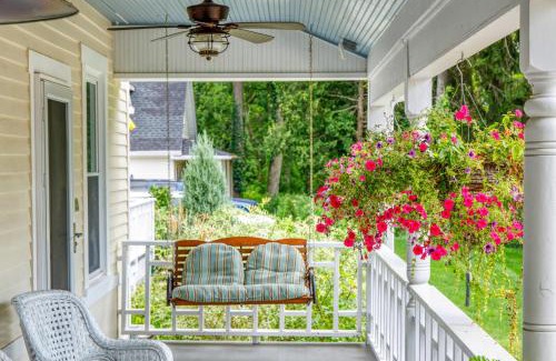 Green Lake Bed & Breakfast | Greenway House Bed and Breakfast