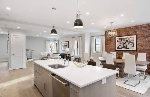 Greenwich Condo | Greenwich "City Living" Penthouse New Building in town