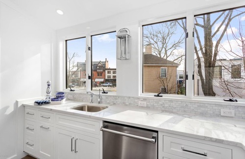 Greenwich Condo | Greenwich proper - NYC style, Hotel alternative walk to Greenwich Ave.