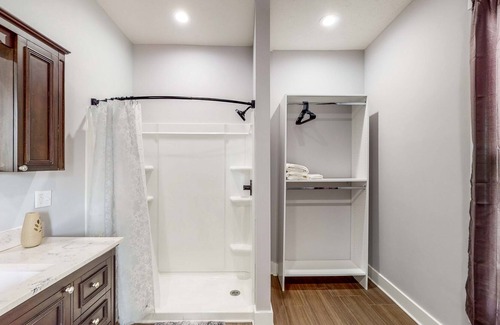 Greenwood House | Greenwood Getaway Home - Remodeled - Home Office