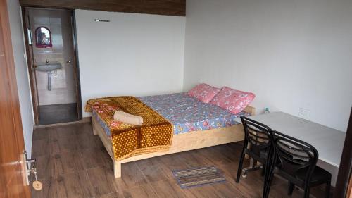 Kurseong Cabin | Greenwood Homestays, Rohini