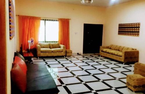 Volta Region Villa | Greenwood Villa Volta Region Sleeps 12