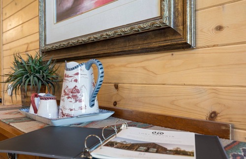 Greer Cabin | Greer Cowboy Lodge (Cabin 169)