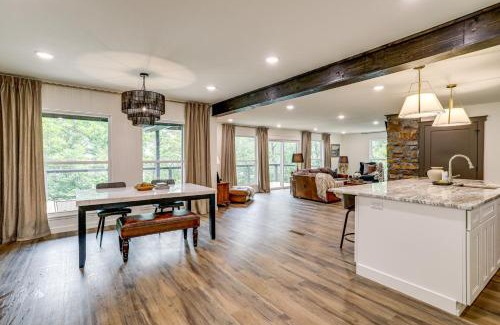 Bee Branch House | Greers Ferry Lake Retreat Game Room and Fire Pit!