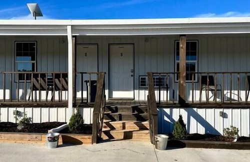 Coffeeville Cabin | Grenada Lake Resort Cabin # 3