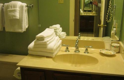 French Quarter Hotel | Grenoble House