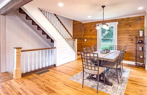 Bentonville House | Greta’s Place
