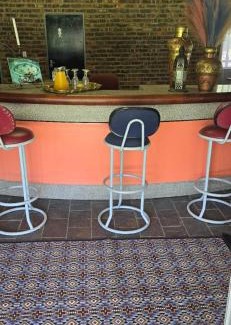 Zeerust House | Grey lourie Guesthouse