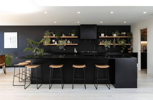 Grey Lynn House | Grey Lynn Luxury 4BD Villa w Pool, Free Parking