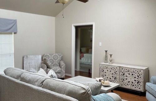 Bossier City House | grey new getaway!