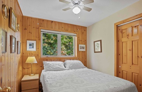 McKellar House | Grey Owl - A Charming family cottage