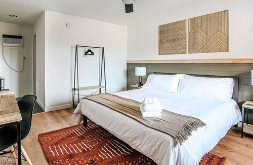 Waynesboro Cabin | Grey Pine Lodge