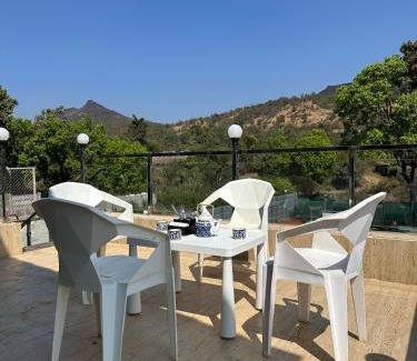 Kadadhe Villa | Grey Villa Lonavala