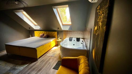 Harkany Apartment | Greyhouse Apartments