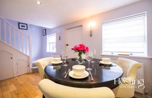 Henley House | Greys View Cottage