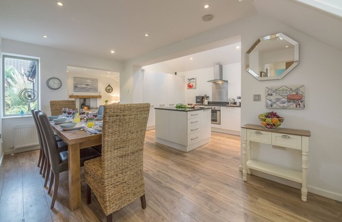 Brancaster House | Greyseals is within walking distance of the local pub and expansive sandy beach