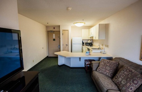 Vance Hotel | Greystone Inn and Suites