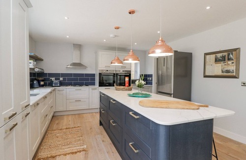 Upton St. Leonards Cottage | Greystones