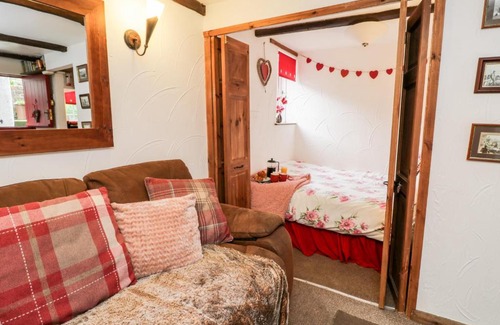 Whitby House | Griers Cabin