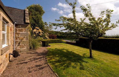 North Berwick House | Grieves Cottage, Kingston