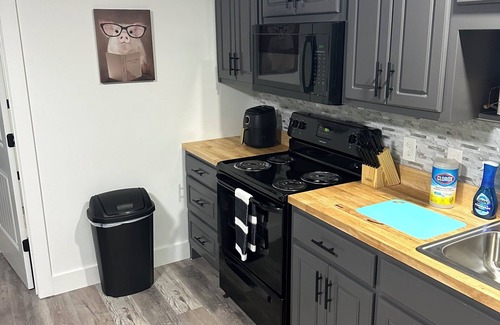 Opelika Cabin | Griffen Mill Properties Cabin #6 next to Uchee Creek. WiFi and AC in Salem Al