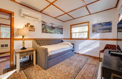 Tahoe Vista House | Grill and Beach Access Cabin in Tahoe Vista!