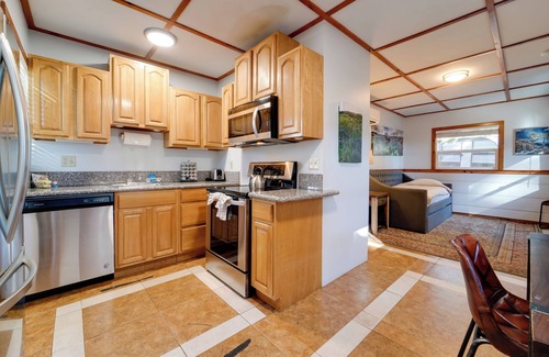 Tahoe Vista Cabin | Grill & Beach Access: Cabin in Tahoe Vista!