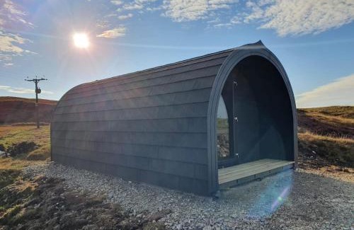 North Uist Apartment | Grimsay Glamping, North Uist - Pod Ruadh