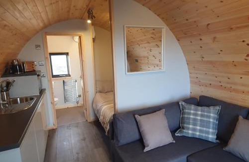 North Uist Apartment | Grimsay Glamping, North Uist - Pod Ruadh